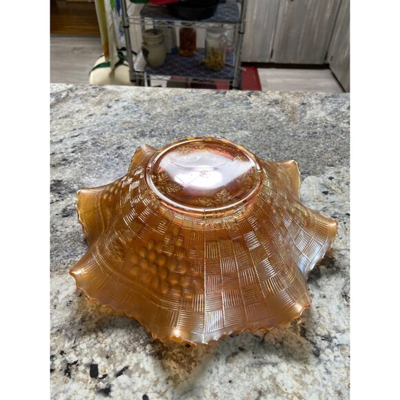 Vintage Northwood Marigold Carnival Glass Grape Cable Scalloped Iridescent - Picture 5 of 6